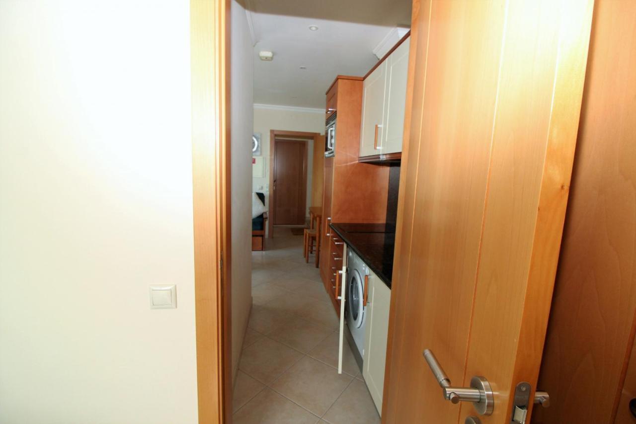 Waves View- Albufeira Apartment Exterior photo